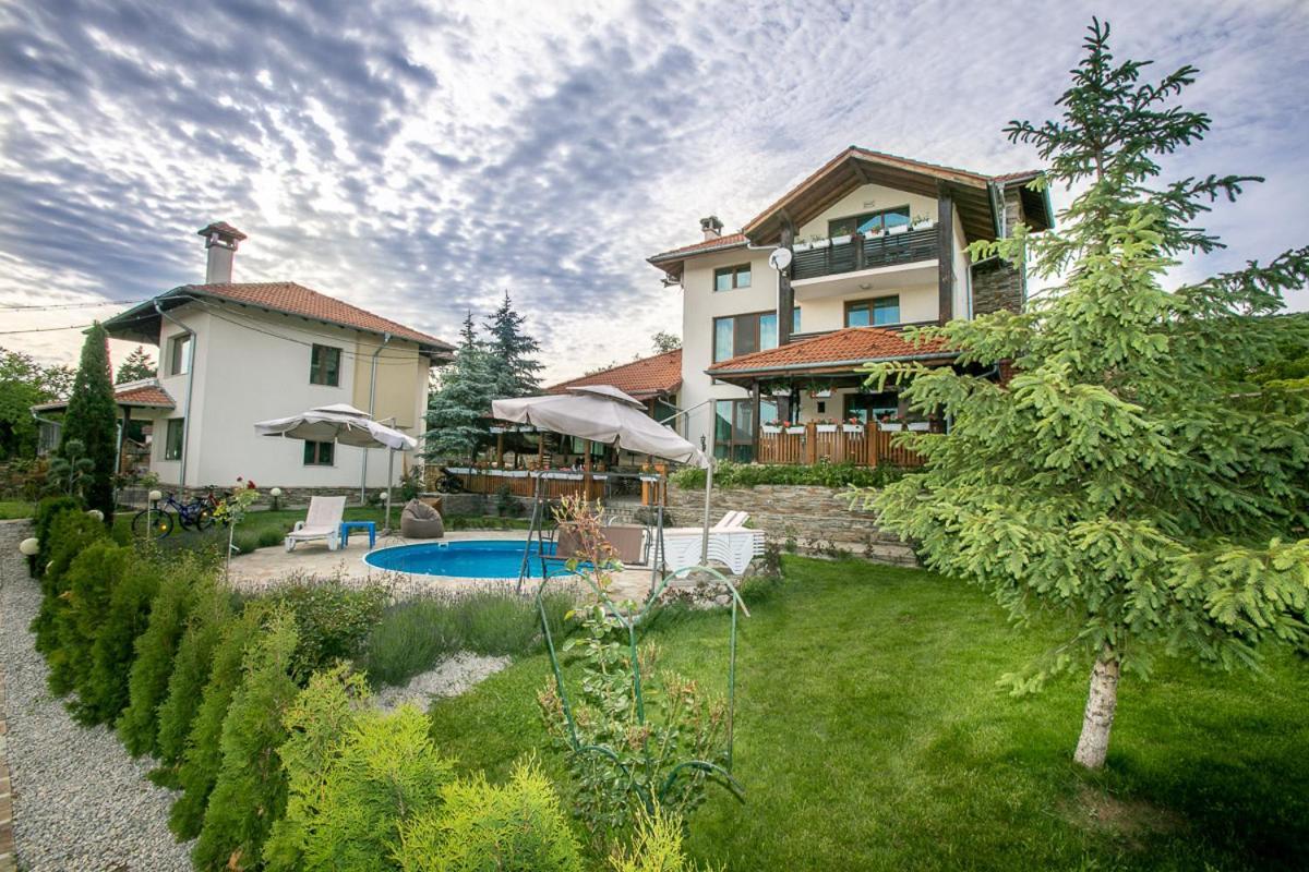 Vila Gardenia Gumoshtnik Zewnętrze zdjęcie